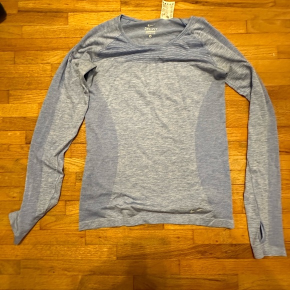 Nike long sleeve! Dri-Fit - Picture 1 of 3